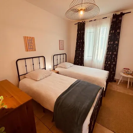 Maison De Famille A Deux Pas De La Et Du Centre *
